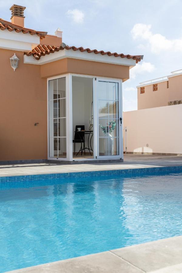 Perfect For Family Holidays With Private Pool, Near Beach And Golf- Villa Ashley Costa De Antigua Exterior photo