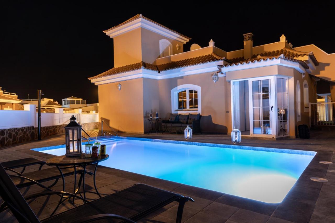 Perfect For Family Holidays With Private Pool, Near Beach And Golf- Villa Ashley Costa De Antigua Exterior photo