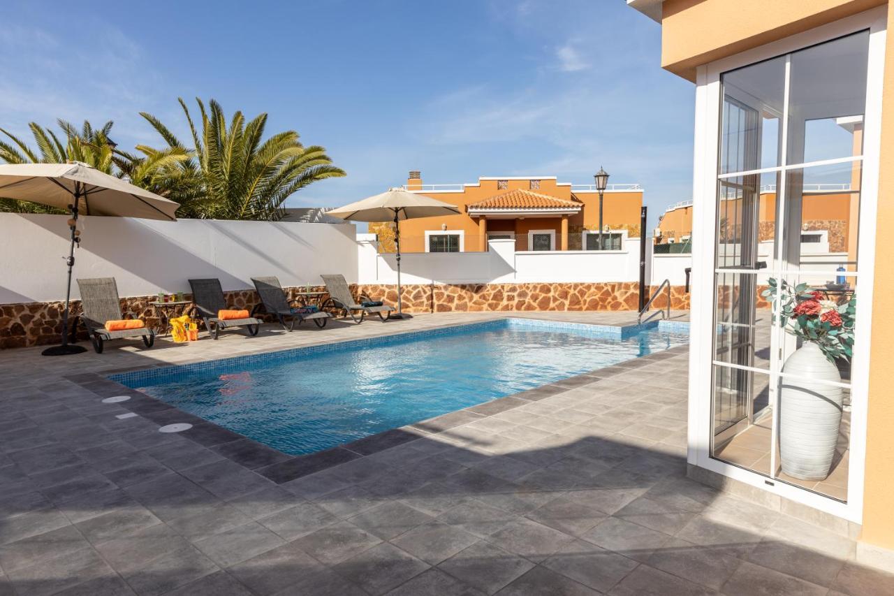 Perfect For Family Holidays With Private Pool, Near Beach And Golf- Villa Ashley Costa De Antigua Exterior photo